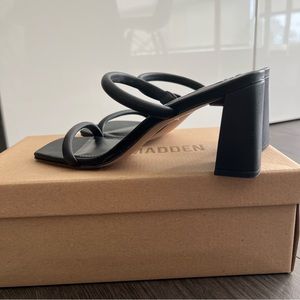 New in box: Steve Madden Lilah black sandals size 6